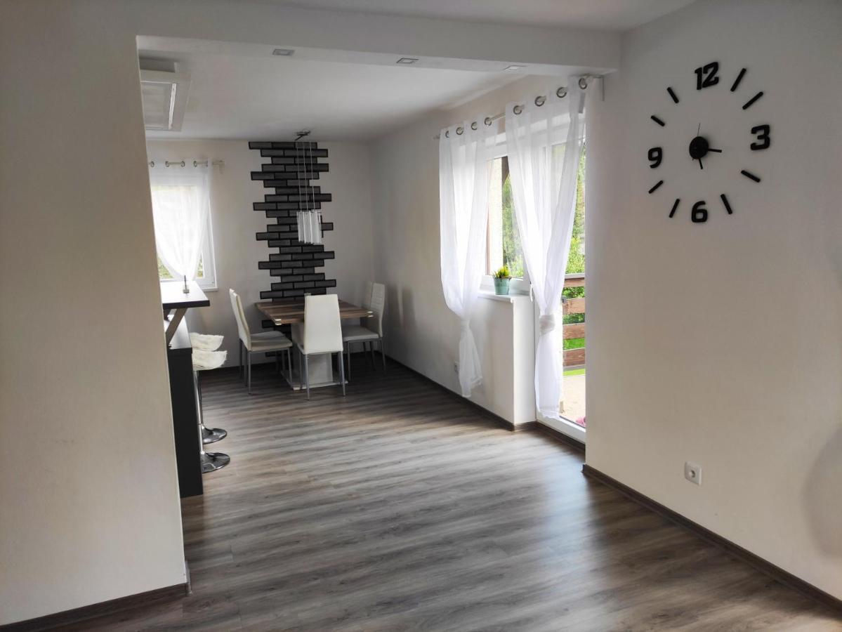 Apartman U Frysavky Fryšava Eksteriør billede